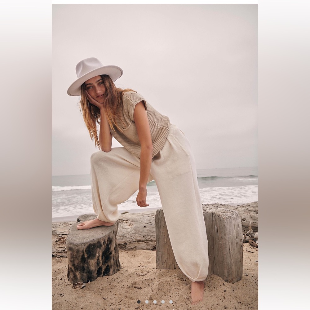 Free People Cream Joggers// PANTS ONLY